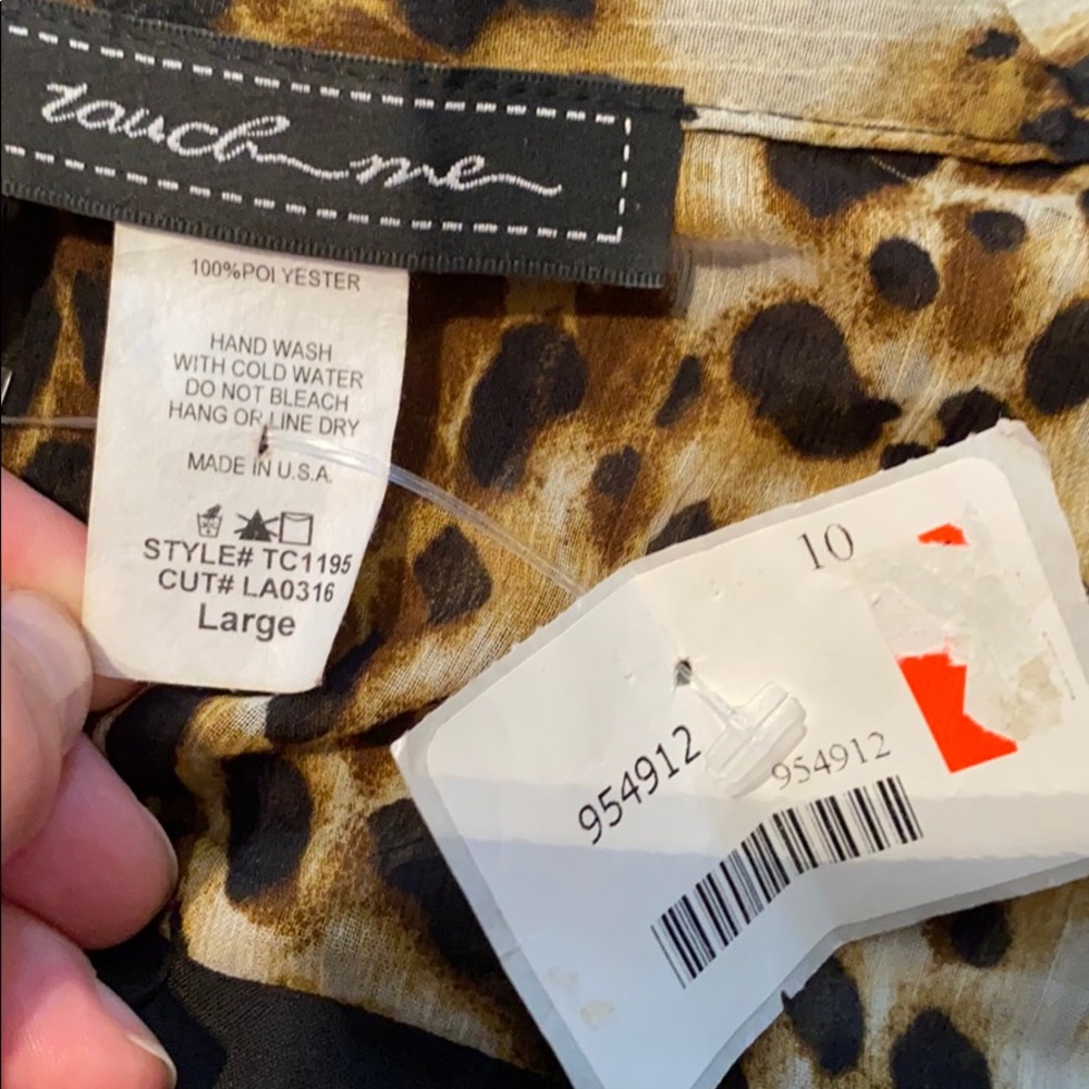 Brand new blouse. Very interesting. - Picture 9 of 9
